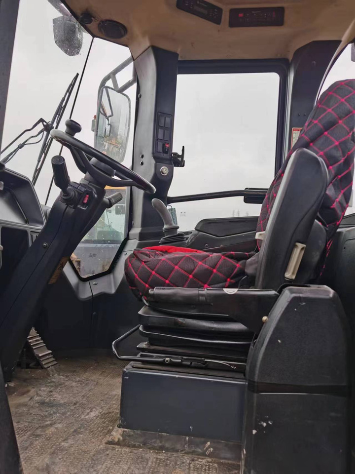 LIUGONG CLG856H - Wheel loader: picture 5 LIUGONG CLG856H - Wheel loader: picture 5