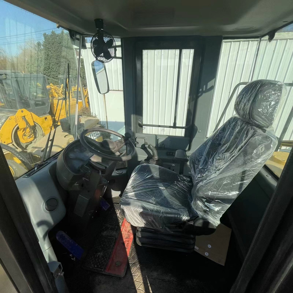 SDLG LG956L - Wheel loader: picture 5 SDLG LG956L - Wheel loader: picture 5