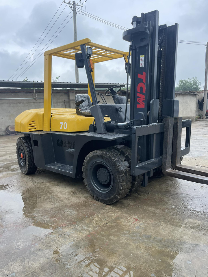 TCM FD70 - Electric forklift: picture 2 TCM FD70 - Electric forklift: picture 2