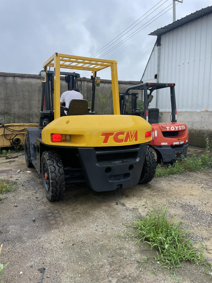 Electric forklift TCM FD70: picture 7