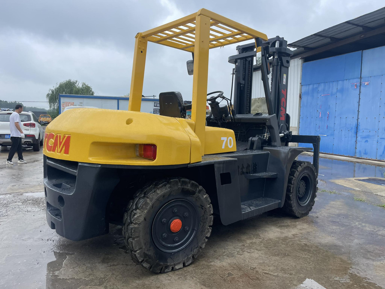 TCM FD70 - Electric forklift: picture 3 TCM FD70 - Electric forklift: picture 3