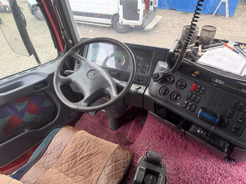 Tractor unit Mercedes-Benz Actros 1843 3 pedals: picture 12