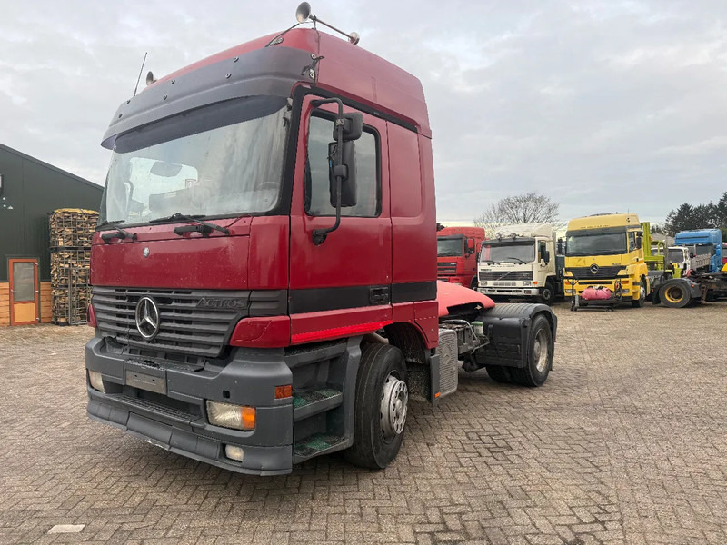 Tractor unit Mercedes-Benz Actros 1843 3 pedals: picture 9