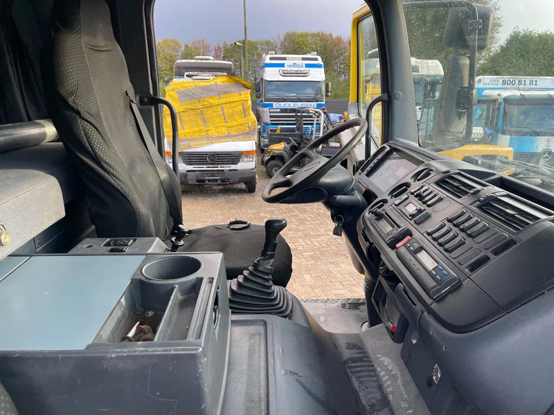 Tractor unit Mercedes-Benz Axor 1843 Tractor unit: picture 14