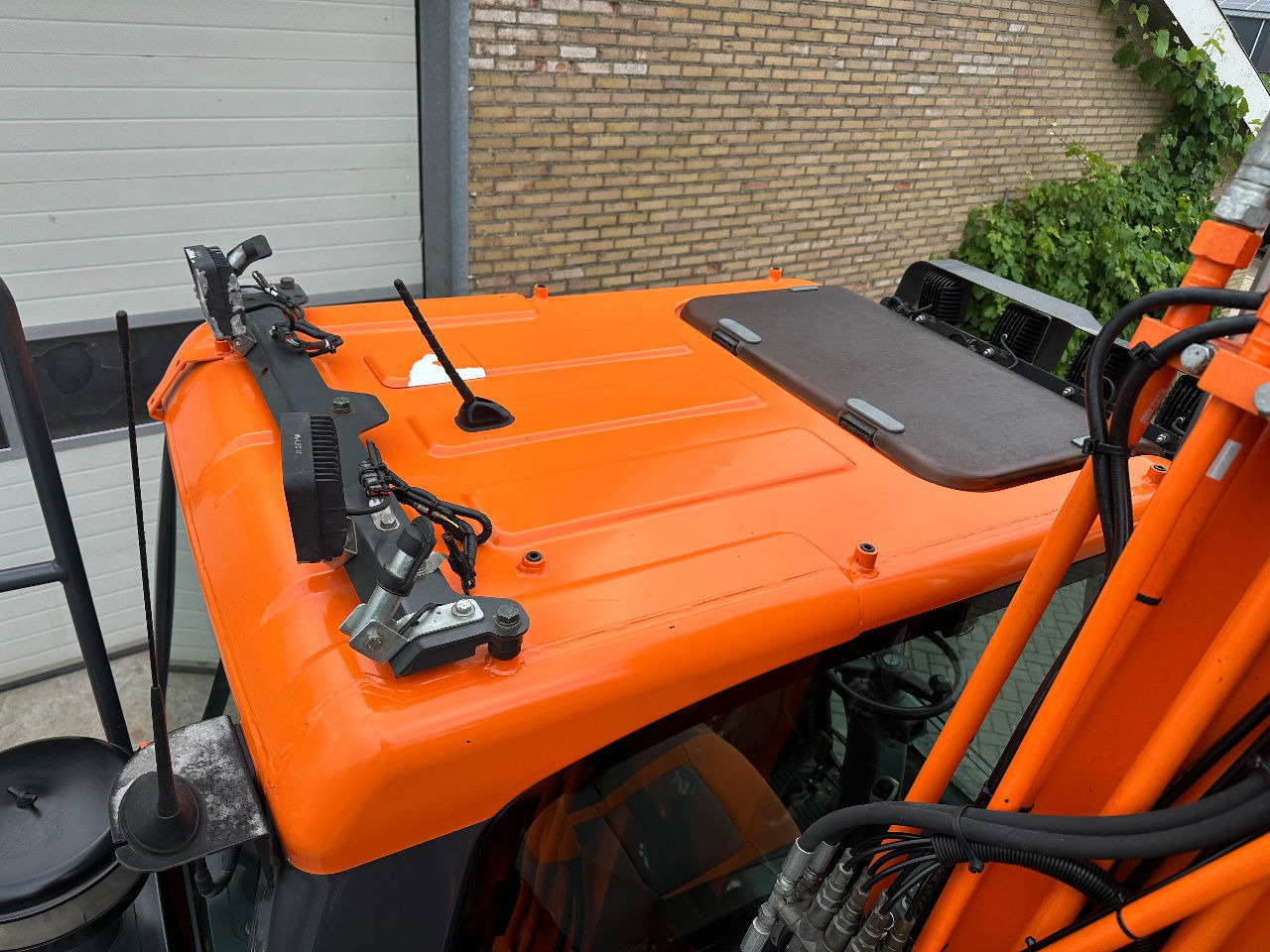 Wheel excavator Doosan DX140W-5: picture 28 Wheel excavator Doosan DX140W-5: picture 28