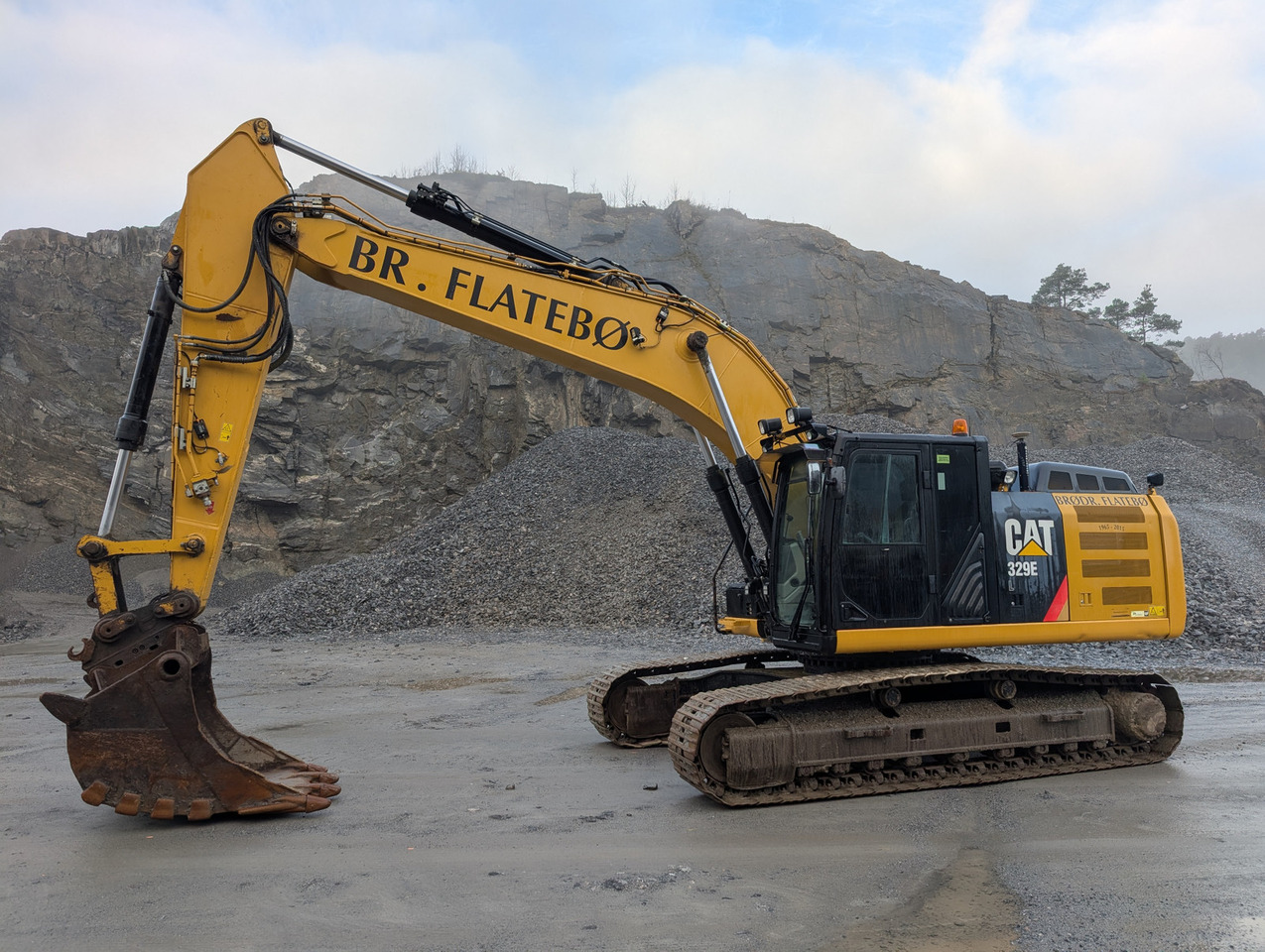 Cat 329EL - Crawler excavator: picture 1 Cat 329EL - Crawler excavator: picture 1