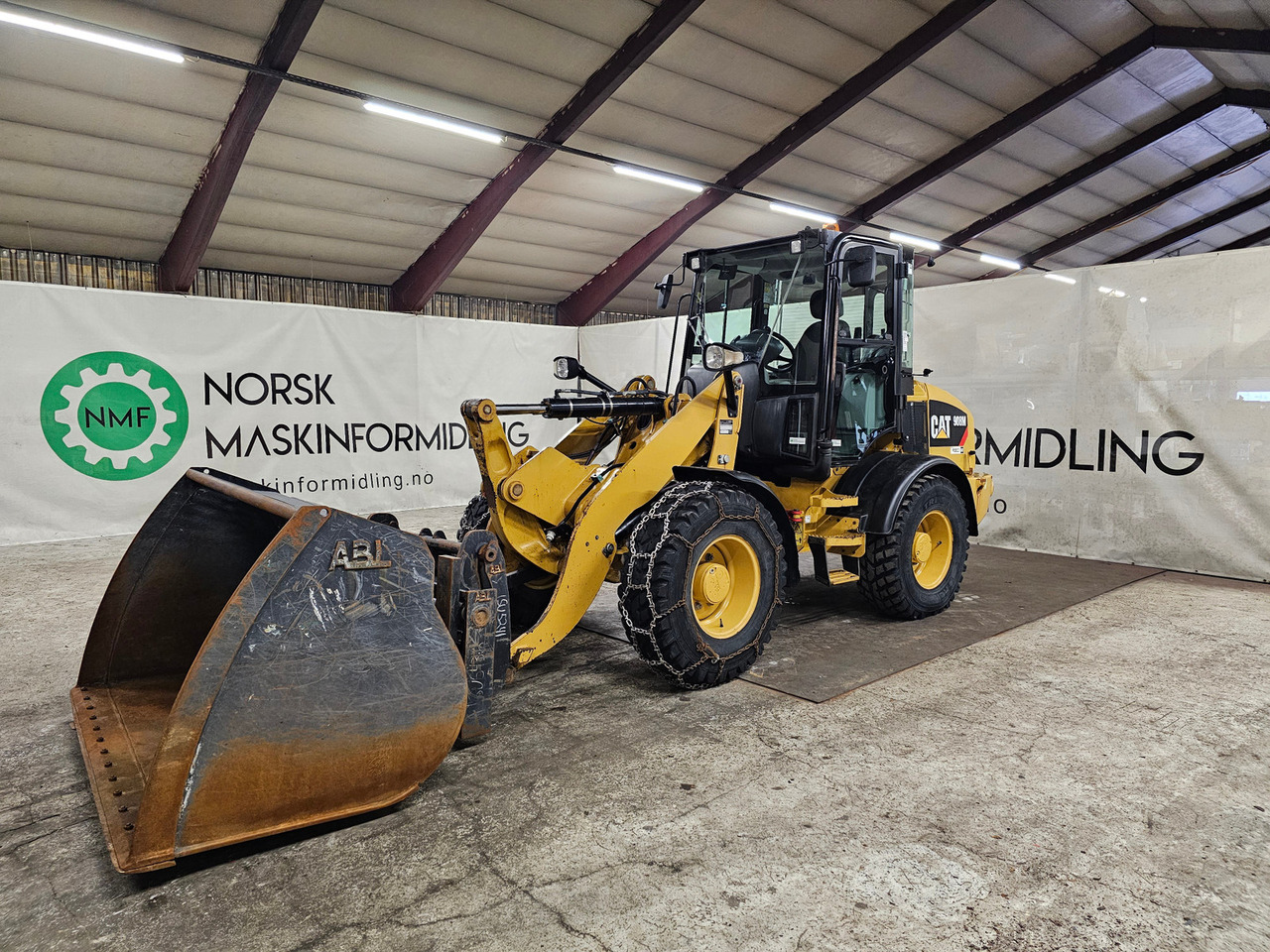 Cat 908M - Wheel loader: picture 1 Cat 908M - Wheel loader: picture 1