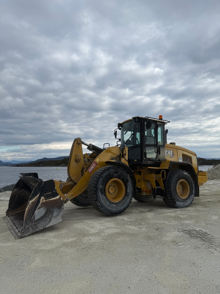Cat 930M - Wheel loader: picture 2 Cat 930M - Wheel loader: picture 2
