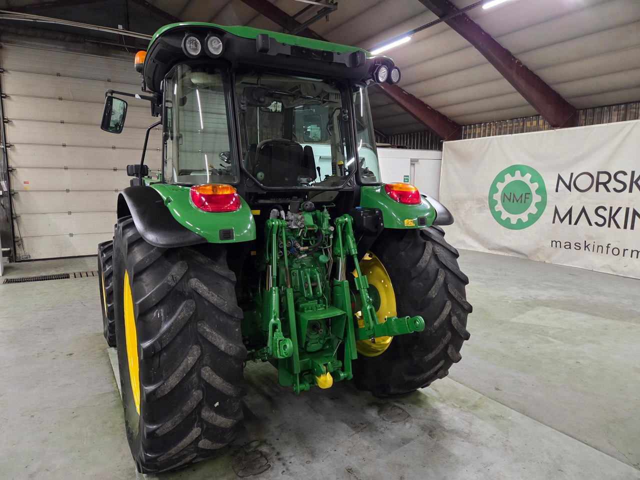John Deere 5100R #Tar innbytte - Farm tractor: picture 3 John Deere 5100R #Tar innbytte - Farm tractor: picture 3
