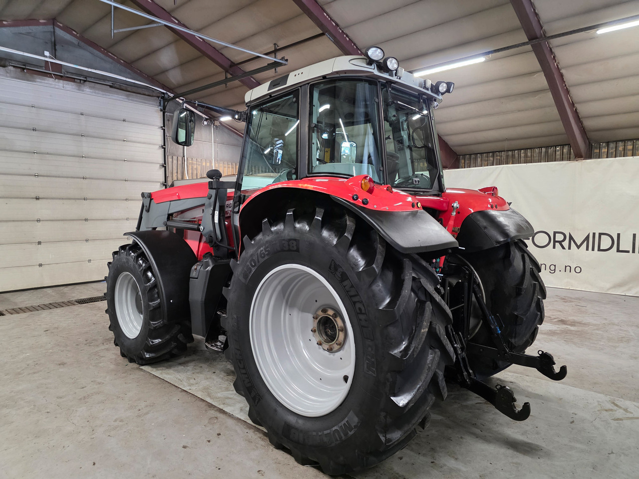 Massey Ferguson 7480 Dyna VT - Farm tractor: picture 3 Massey Ferguson 7480 Dyna VT - Farm tractor: picture 3