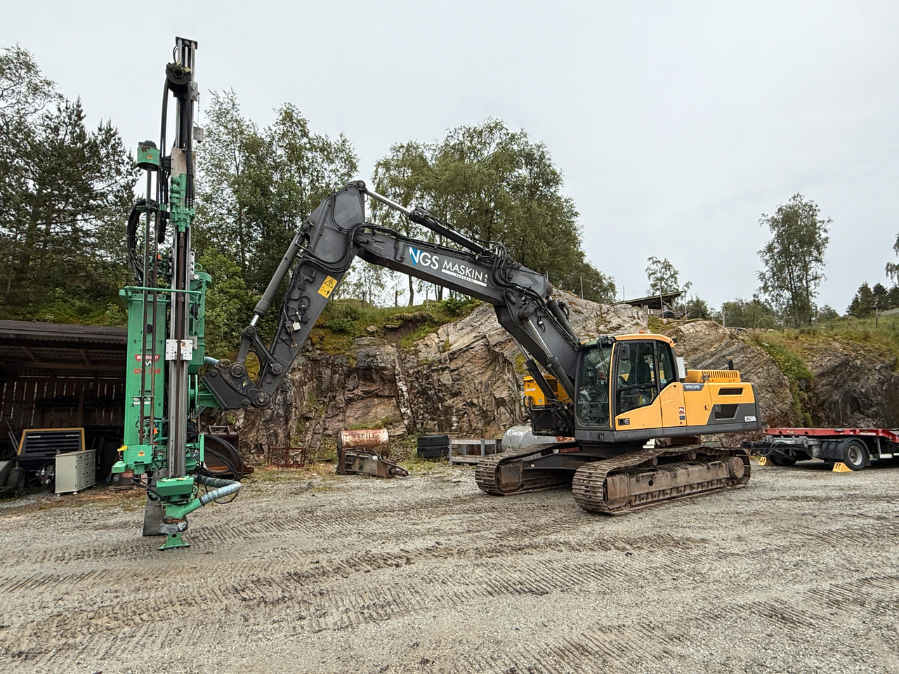 Volvo EC250DL med Montabert tårn - Crawler excavator: picture 2 Volvo EC250DL med Montabert tårn - Crawler excavator: picture 2