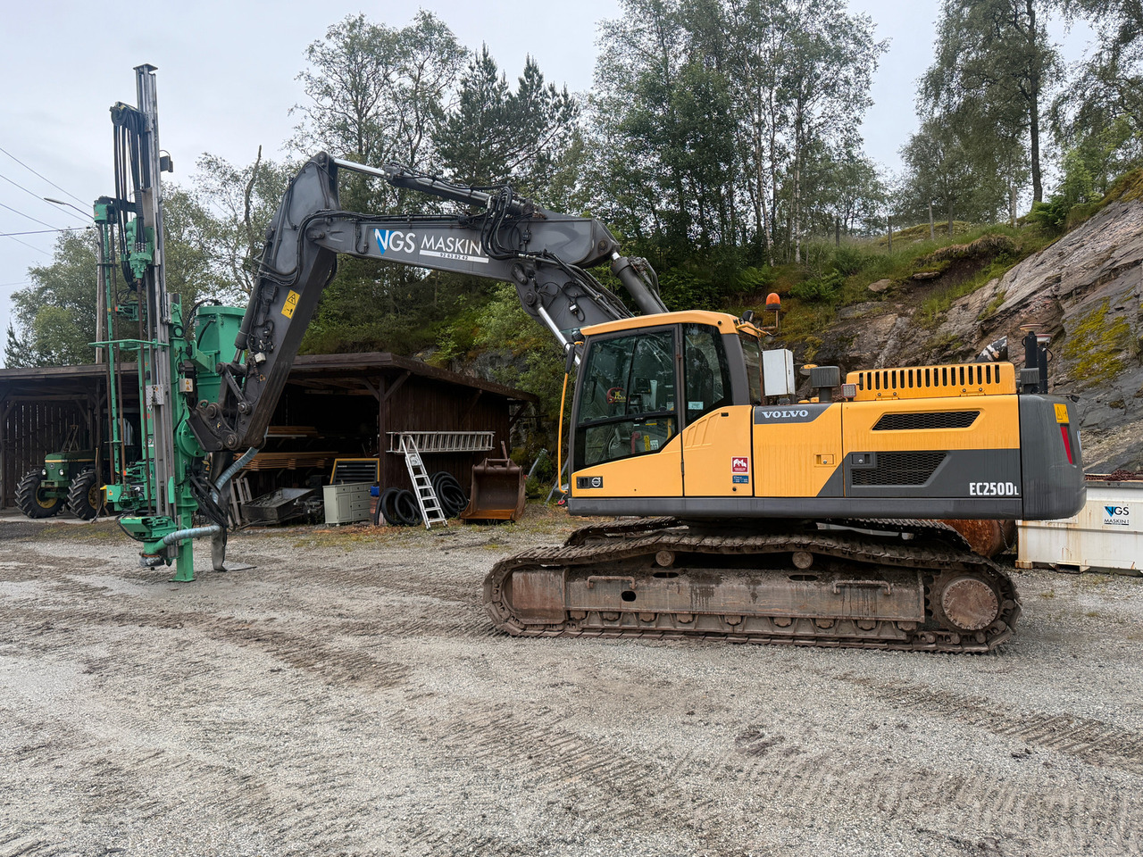 Volvo EC250DL med Montabert tårn - Crawler excavator: picture 3 Volvo EC250DL med Montabert tårn - Crawler excavator: picture 3