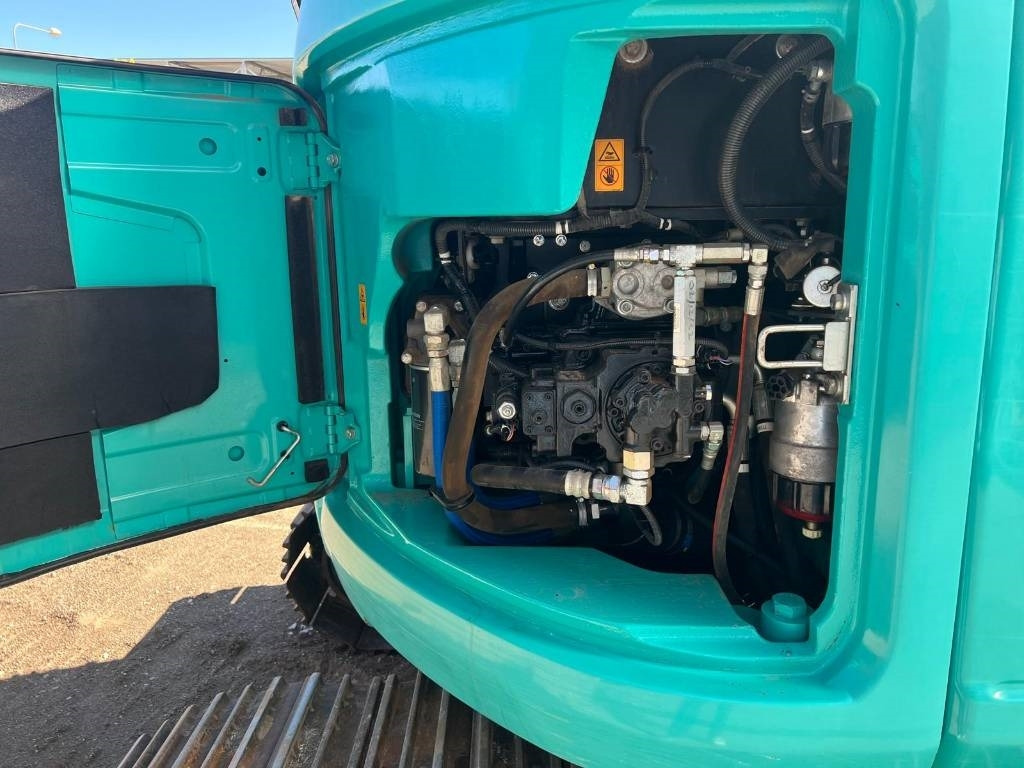 Crawler excavator Kobelco SK 140 SRLC-5: picture 9