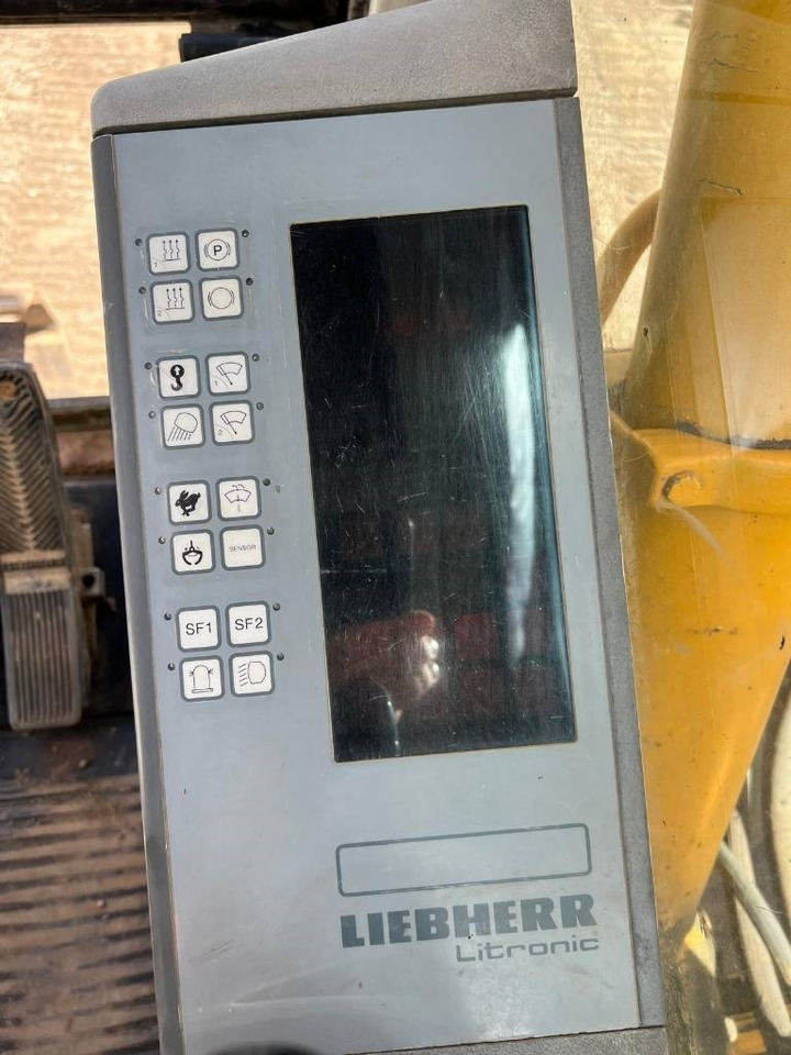 Crawler excavator Liebherr R912HDSL Litronic: picture 31