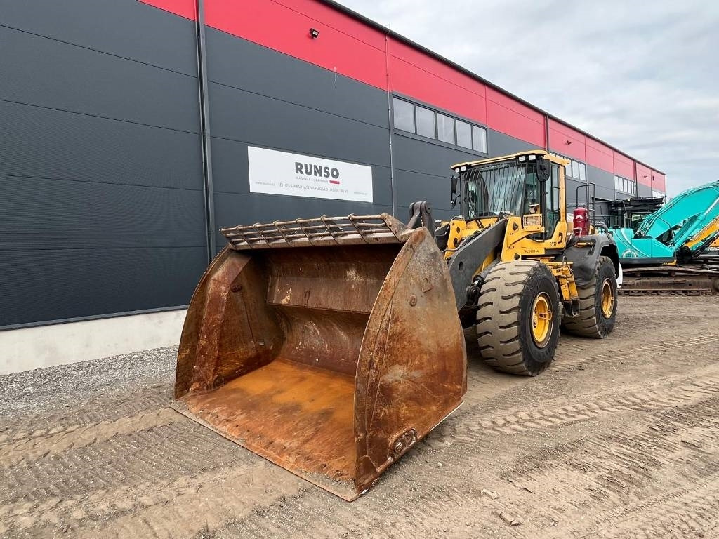 Volvo L 120 H - Wheel loader: picture 2 Volvo L 120 H - Wheel loader: picture 2
