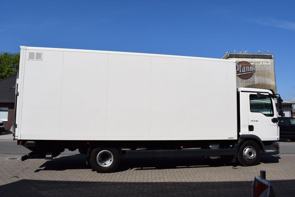 Box truck MAN TGL 8.180 Koffer 6,20mLBW 1000KG Klima: picture 8