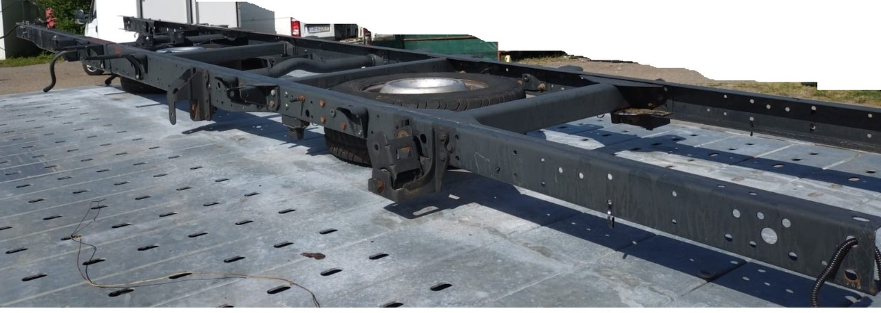 GOŁA RAMA IVECO DAILY 35S11 NR 725/095 - Frame/ Chassis for Van: picture 5 GOŁA RAMA IVECO DAILY 35S11 NR 725/095 - Frame/ Chassis for Van: picture 5