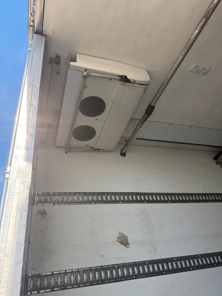 Refrigerator truck Volvo FL 240 Carrier Easy Cold+Hebebühne: picture 18