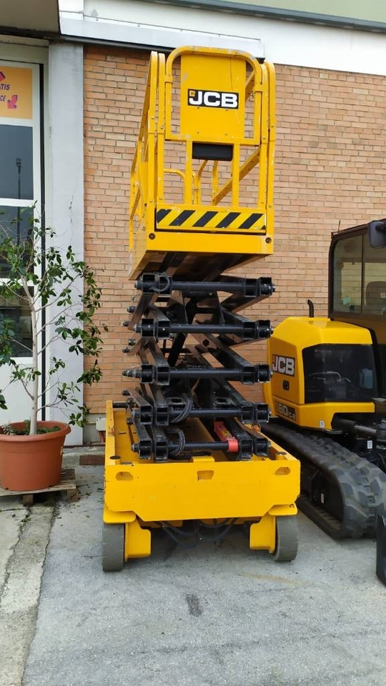 JCB S4550E - Scissor lift: picture 2 JCB S4550E - Scissor lift: picture 2