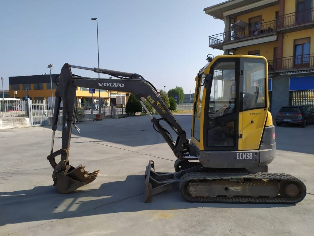 Volvo ECR 38 - Mini excavator: picture 2 Volvo ECR 38 - Mini excavator: picture 2