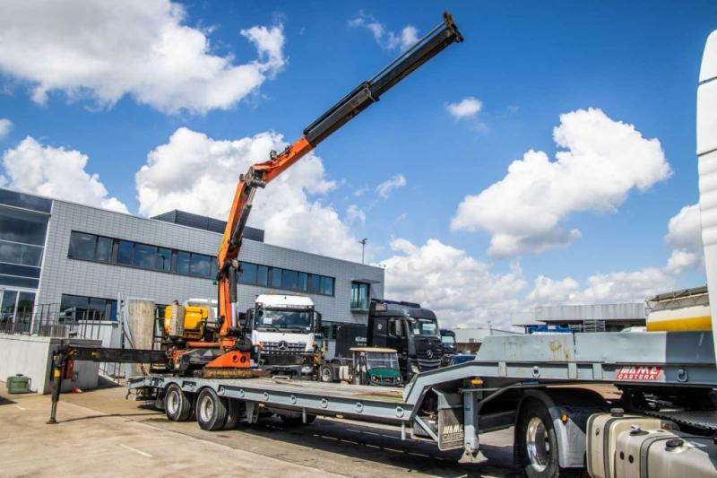Castera CRANE/KRAN/GRUE-PALFINGER 22002 (2xHydr.) - Low loader semi-trailer: picture 2 Castera CRANE/KRAN/GRUE-PALFINGER 22002 (2xHydr.) - Low loader semi-trailer: picture 2
