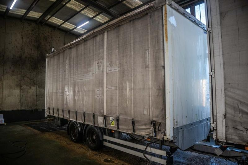 ROBUSTE-KAISER GRAND VOLUME+TOIT DECOUVRABLE - Curtainsider trailer: picture 2 ROBUSTE-KAISER GRAND VOLUME+TOIT DECOUVRABLE - Curtainsider trailer: picture 2