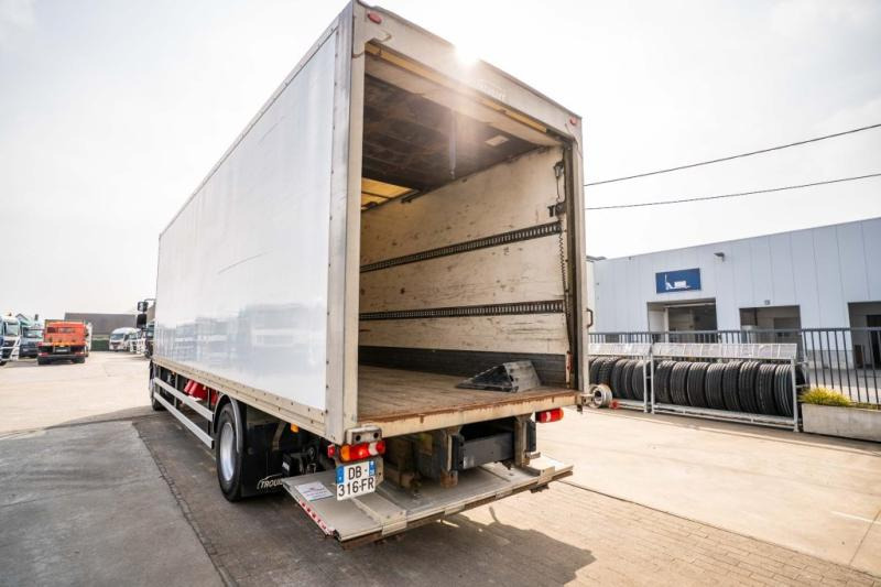 Renault MIDLUM 270 DXI (18t.) - Box truck: picture 5 Renault MIDLUM 270 DXI (18t.) - Box truck: picture 5