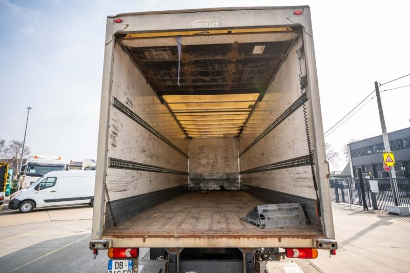 Box truck Renault MIDLUM 270 DXI: picture 6