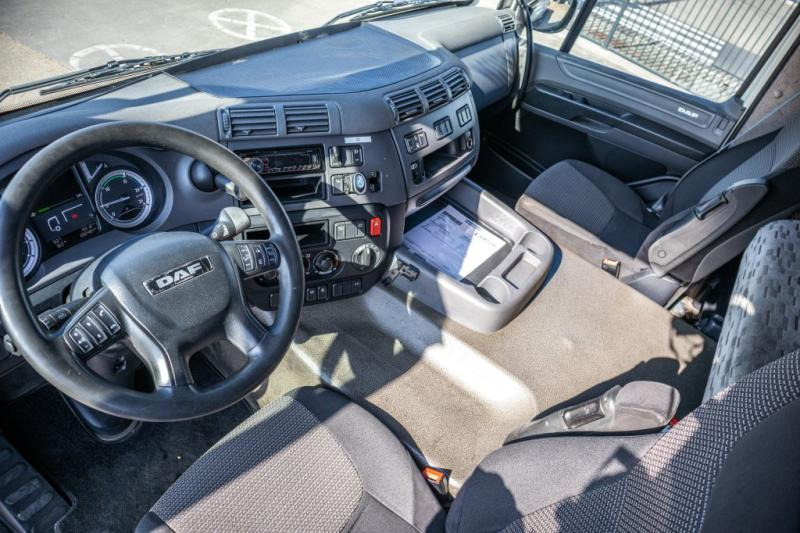 Tractor unit DAF CF 85.460+INTARDER+COMPRESSEUR: picture 6 Tractor unit DAF CF 85.460+INTARDER+COMPRESSEUR: picture 6