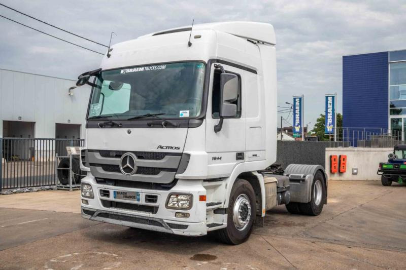 Mercedes ACTROS 1844 LS-MP3+E5+VOITH - Tractor unit: picture 1 Mercedes ACTROS 1844 LS-MP3+E5+VOITH - Tractor unit: picture 1