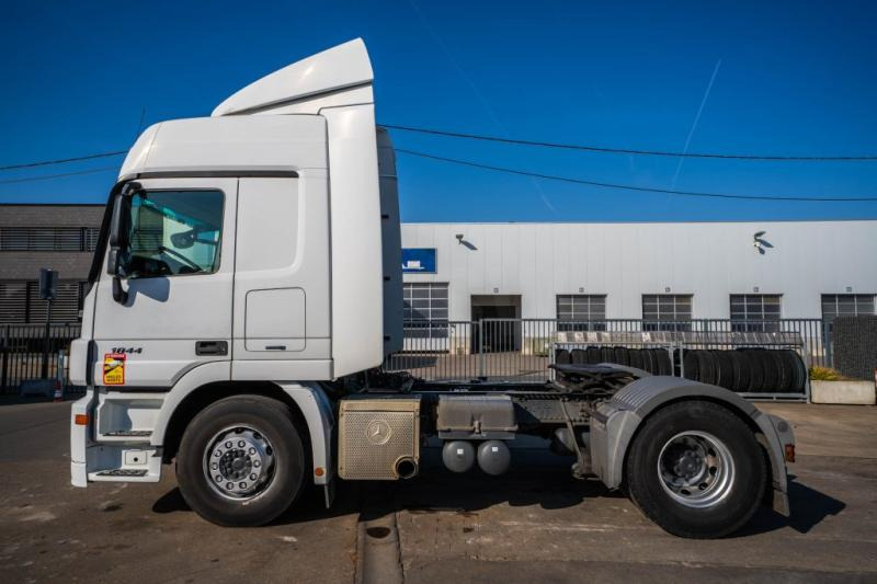 Mercedes ACTROS 1844 LS-MP3 +VOITH - Tractor unit: picture 5 Mercedes ACTROS 1844 LS-MP3 +VOITH - Tractor unit: picture 5