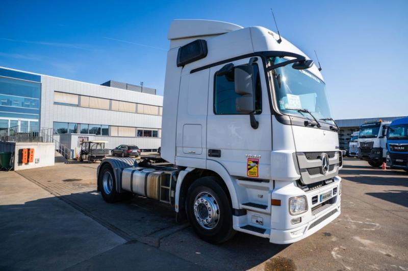 Mercedes ACTROS 1844 LS-MP3 +VOITH - Tractor unit: picture 1 Mercedes ACTROS 1844 LS-MP3 +VOITH - Tractor unit: picture 1