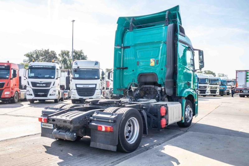 Mercedes ACTROS 1845 LS - Tractor unit: picture 3 Mercedes ACTROS 1845 LS - Tractor unit: picture 3
