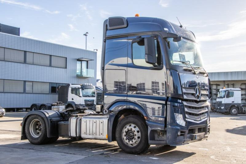 Mercedes ACTROS 1848 LS+E6+HYDR. - Tractor unit: picture 3 Mercedes ACTROS 1848 LS+E6+HYDR. - Tractor unit: picture 3