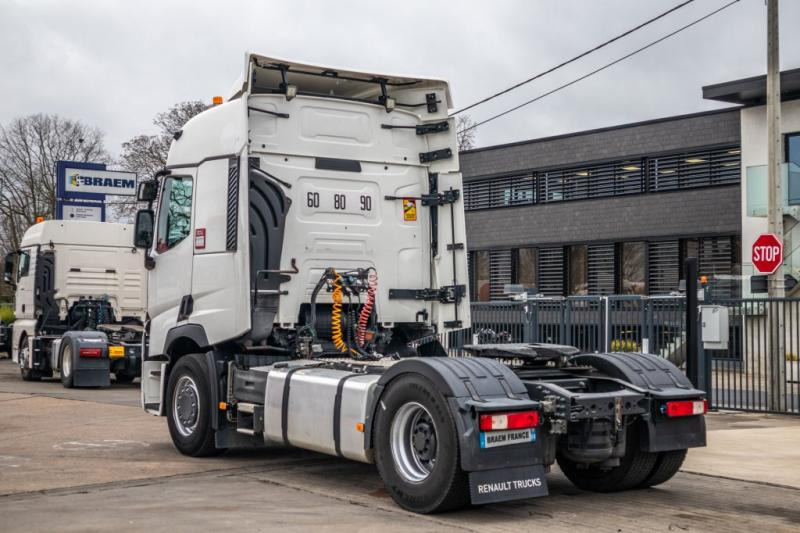 Renault T520+INTARDER+BIG AXLE+ 70Ton - Tractor unit: picture 4 Renault T520+INTARDER+BIG AXLE+ 70Ton - Tractor unit: picture 4