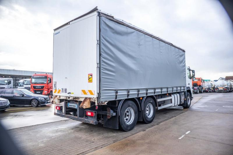 Volvo FM 330-6x2-E5+10 pneus/tires+intarder - Curtainsider truck: picture 3 Volvo FM 330-6x2-E5+10 pneus/tires+intarder - Curtainsider truck: picture 3