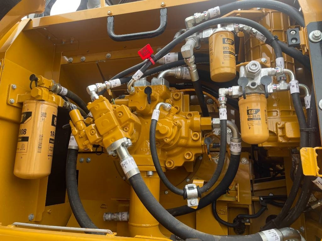 CAT 336D2L - Crawler excavator: picture 5 CAT 336D2L - Crawler excavator: picture 5