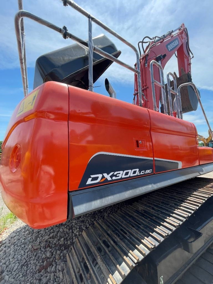 Doosan DX 300 LC - Crawler excavator: picture 2 Doosan DX 300 LC - Crawler excavator: picture 2