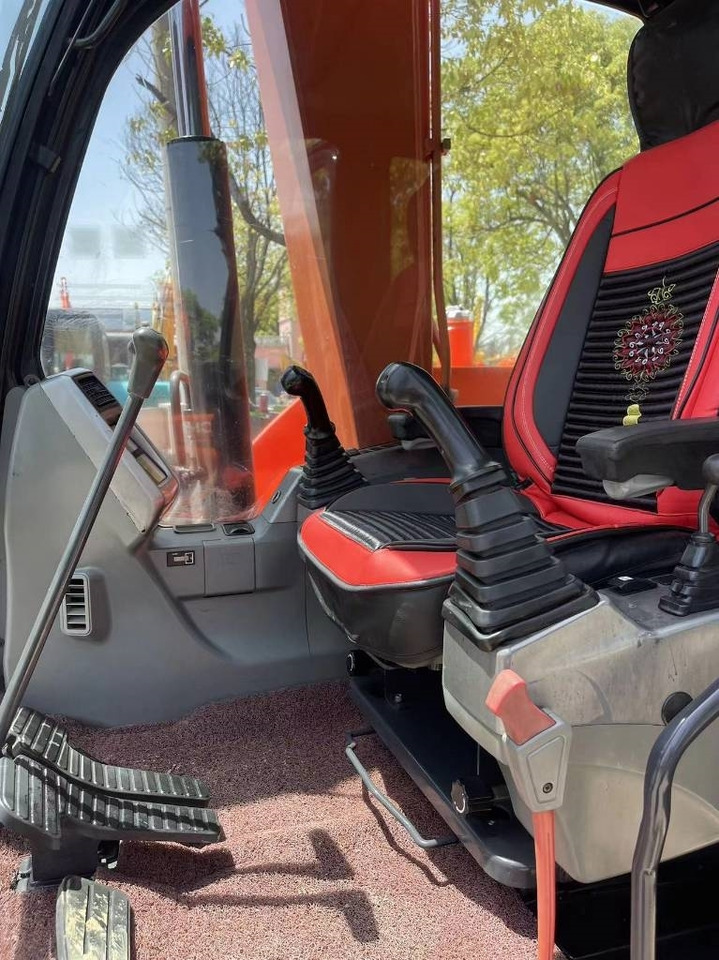 Doosan DX 75-9 C - Mini excavator: picture 4 Doosan DX 75-9 C - Mini excavator: picture 4