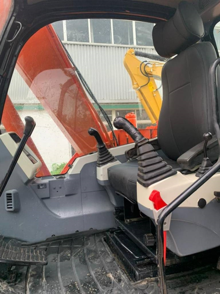 Mini excavator Doosan DX 75-9 C: picture 7