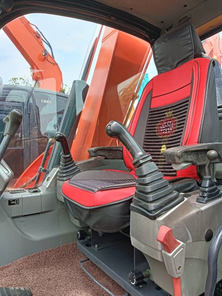 Doosan DX 75  - Crawler excavator: picture 3 Doosan DX 75  - Crawler excavator: picture 3