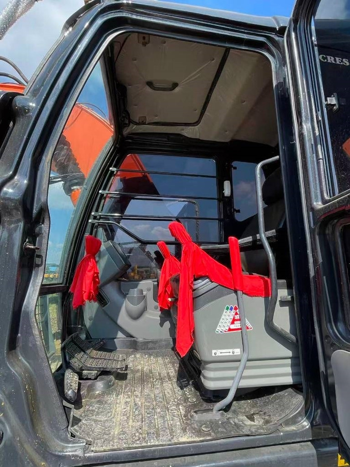 Hitachi ZX 120 - Crawler excavator: picture 3 Hitachi ZX 120 - Crawler excavator: picture 3