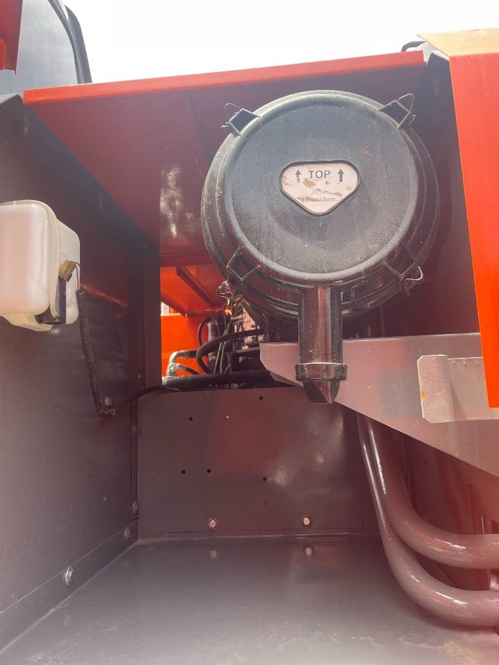 Hitachi ZX 200 - Crawler excavator: picture 5 Hitachi ZX 200 - Crawler excavator: picture 5