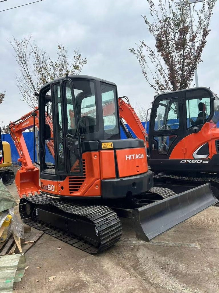 Hitachi ZX 50 - Crawler excavator: picture 2 Hitachi ZX 50 - Crawler excavator: picture 2