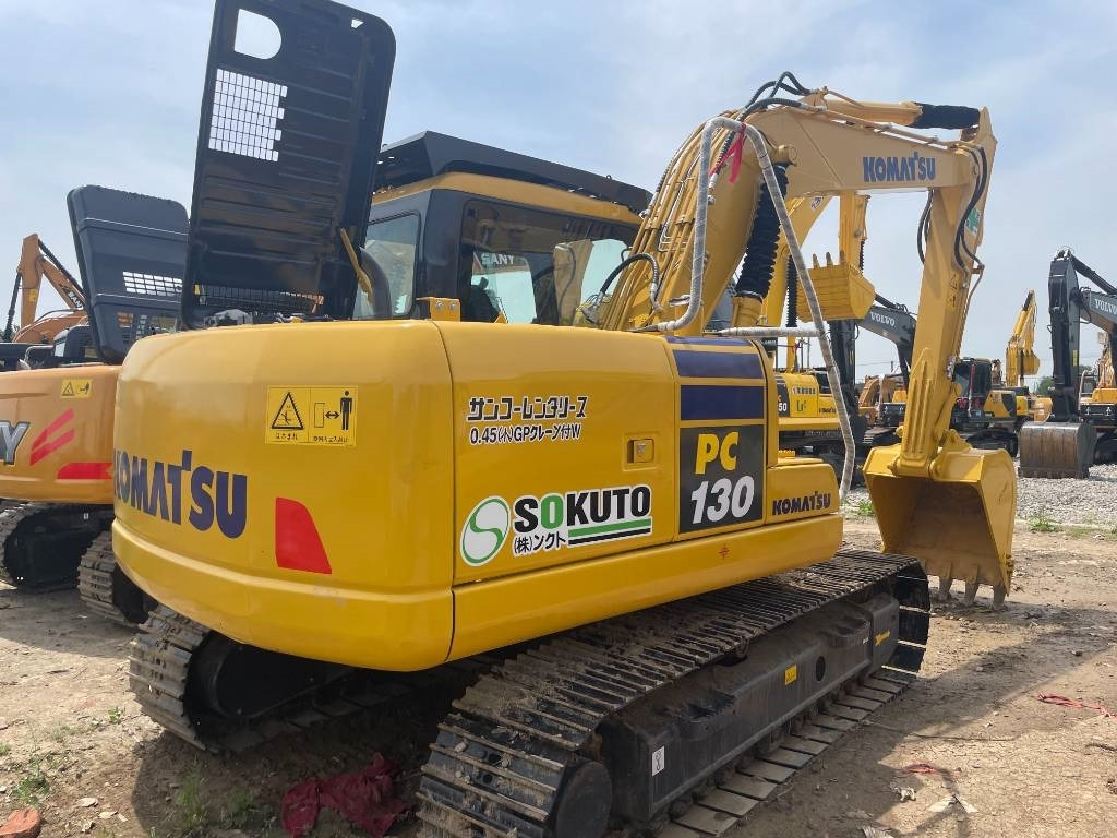 Crawler excavator Komatsu PC 130: picture 7