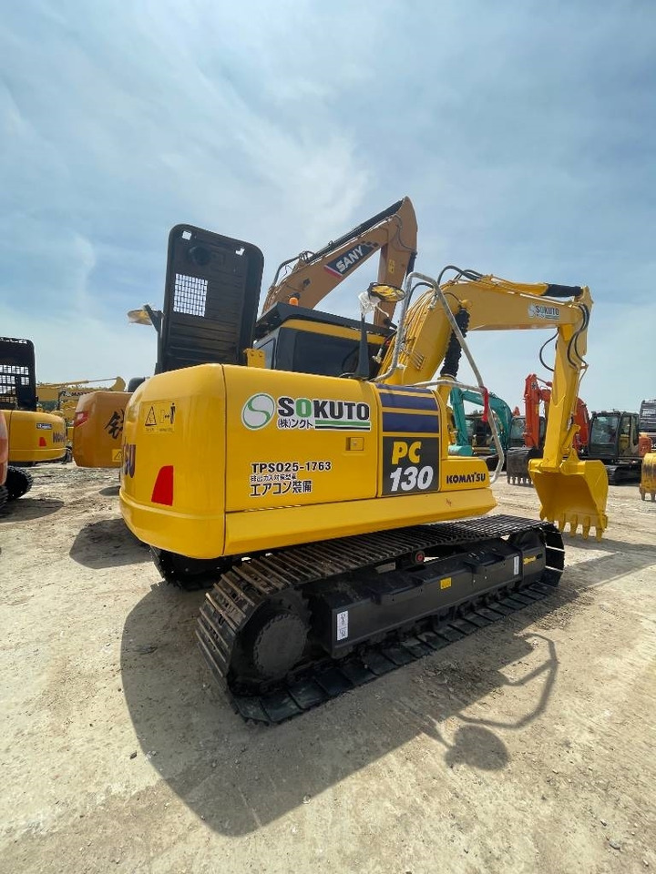 Komatsu PC 130 - Crawler excavator: picture 1 Komatsu PC 130 - Crawler excavator: picture 1