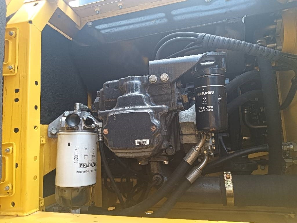 Komatsu PC 240 - Crawler excavator: picture 2 Komatsu PC 240 - Crawler excavator: picture 2