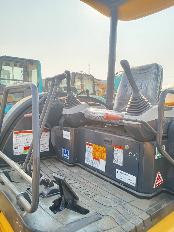 Komatsu PC 35 - Mini excavator: picture 4 Komatsu PC 35 - Mini excavator: picture 4