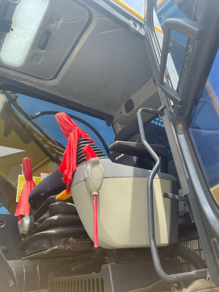 Komatsu PC 350 - Crawler excavator: picture 2 Komatsu PC 350 - Crawler excavator: picture 2