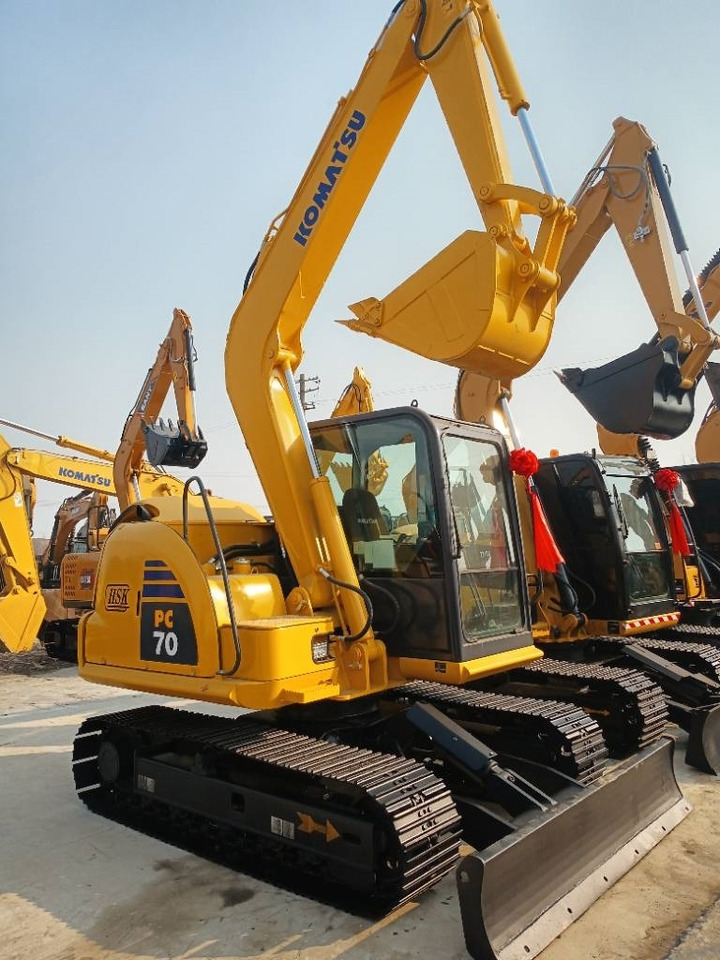 Komatsu PC 70 - Crawler excavator: picture 1 Komatsu PC 70 - Crawler excavator: picture 1